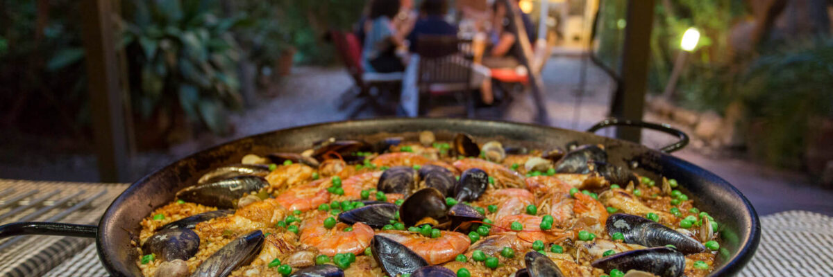 Savor Good Paella in Barcelona - Dining Scene