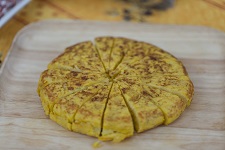 Spanish omelette recipe, featuring a traditional family recipe from La Salsamenta Barcelona Cooking Class