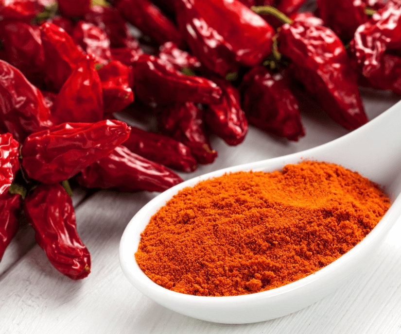 Pimentón spice, a vibrant and essential ingredient for paella, highlighted by La Salsamenta